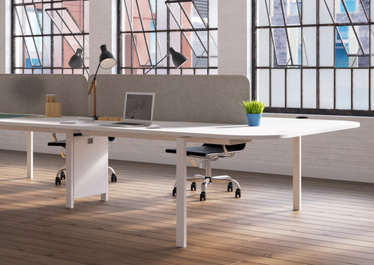 The Best Office Furniture Pieces for a Minimalist Workspace