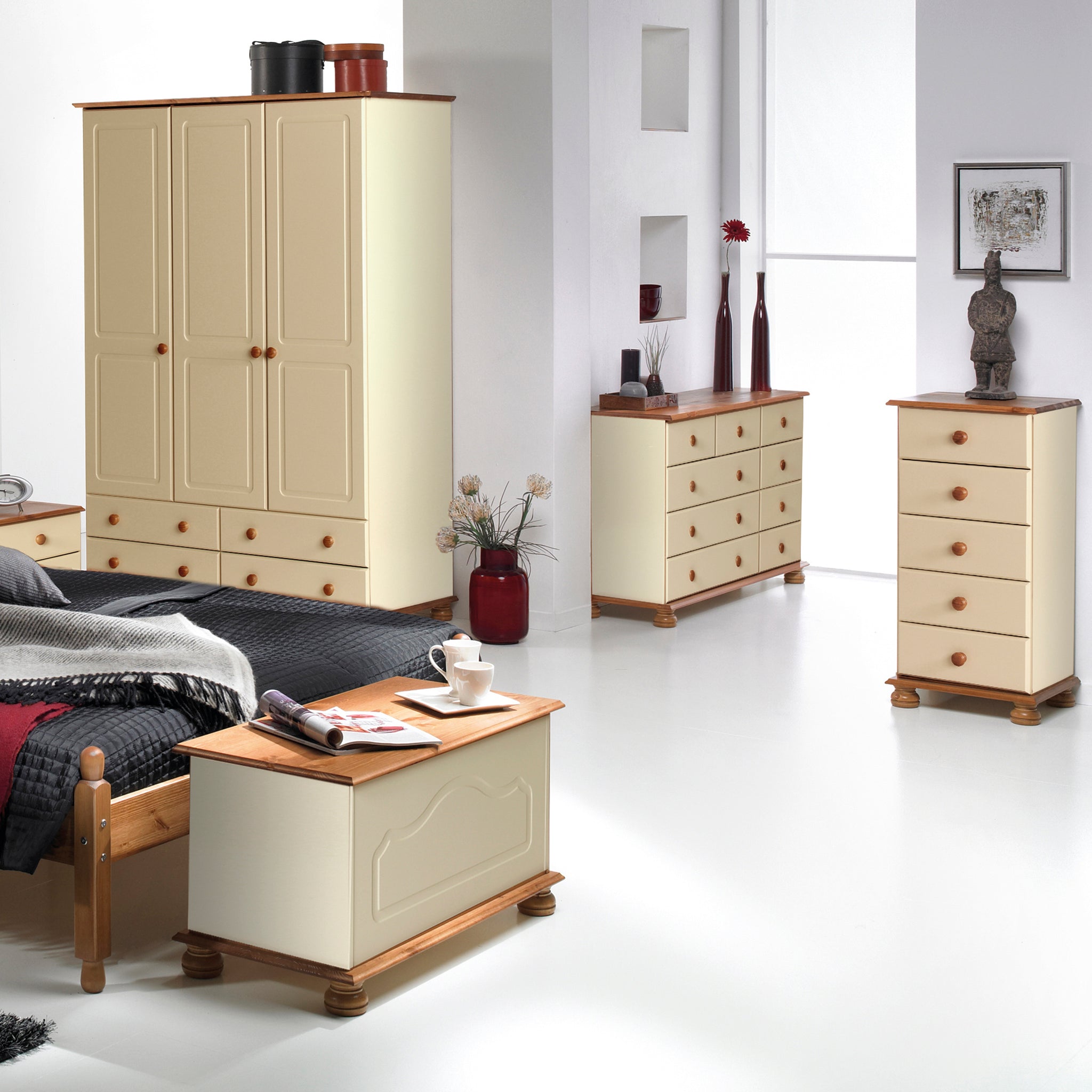 Aarhus 2 Door 2 Drawer Combi Wardrobe