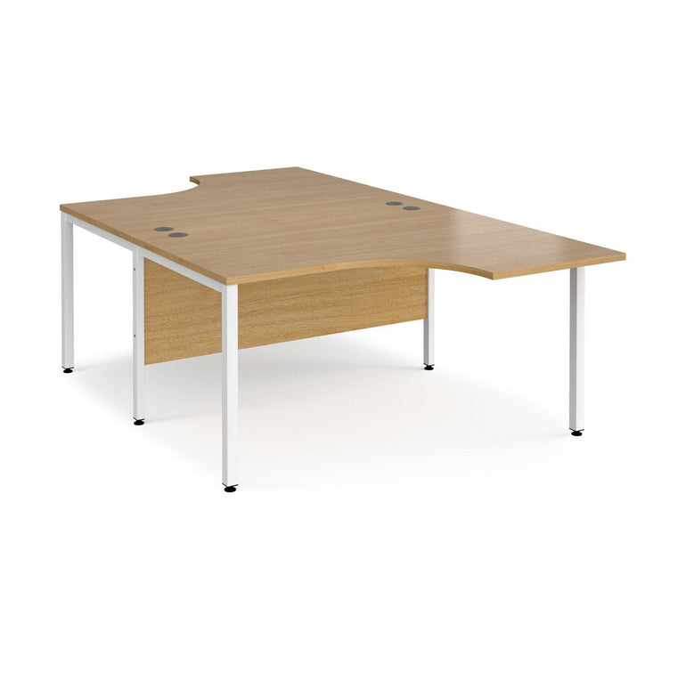 Maestro 25 bench leg to back ergonomic desks - Office Products Online