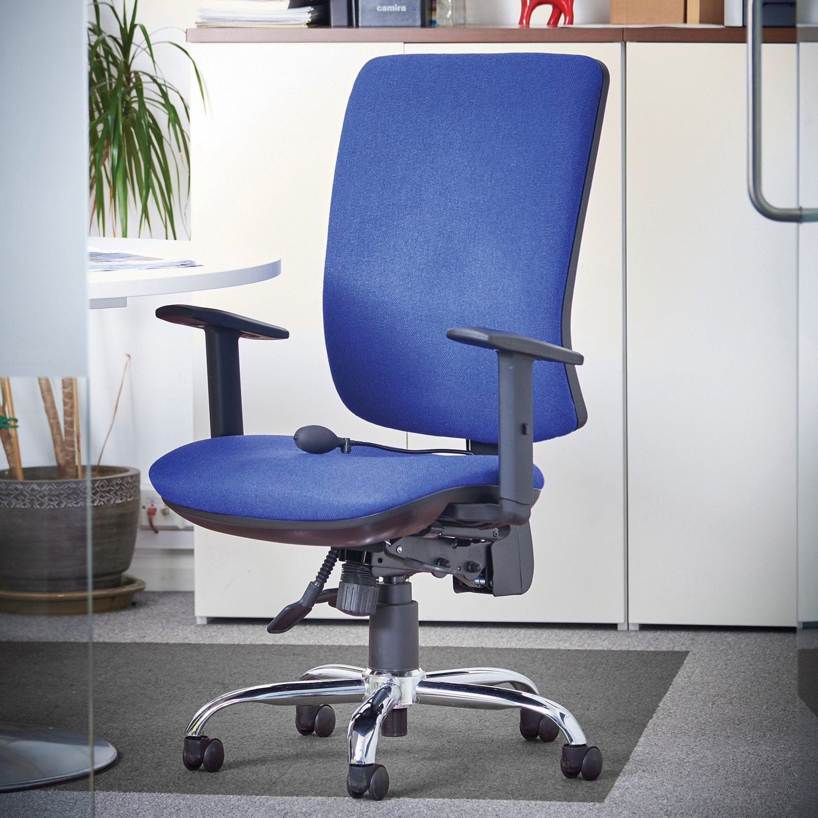 Senza ergo 24hr ergonomic asynchro task chair - Office Products Online