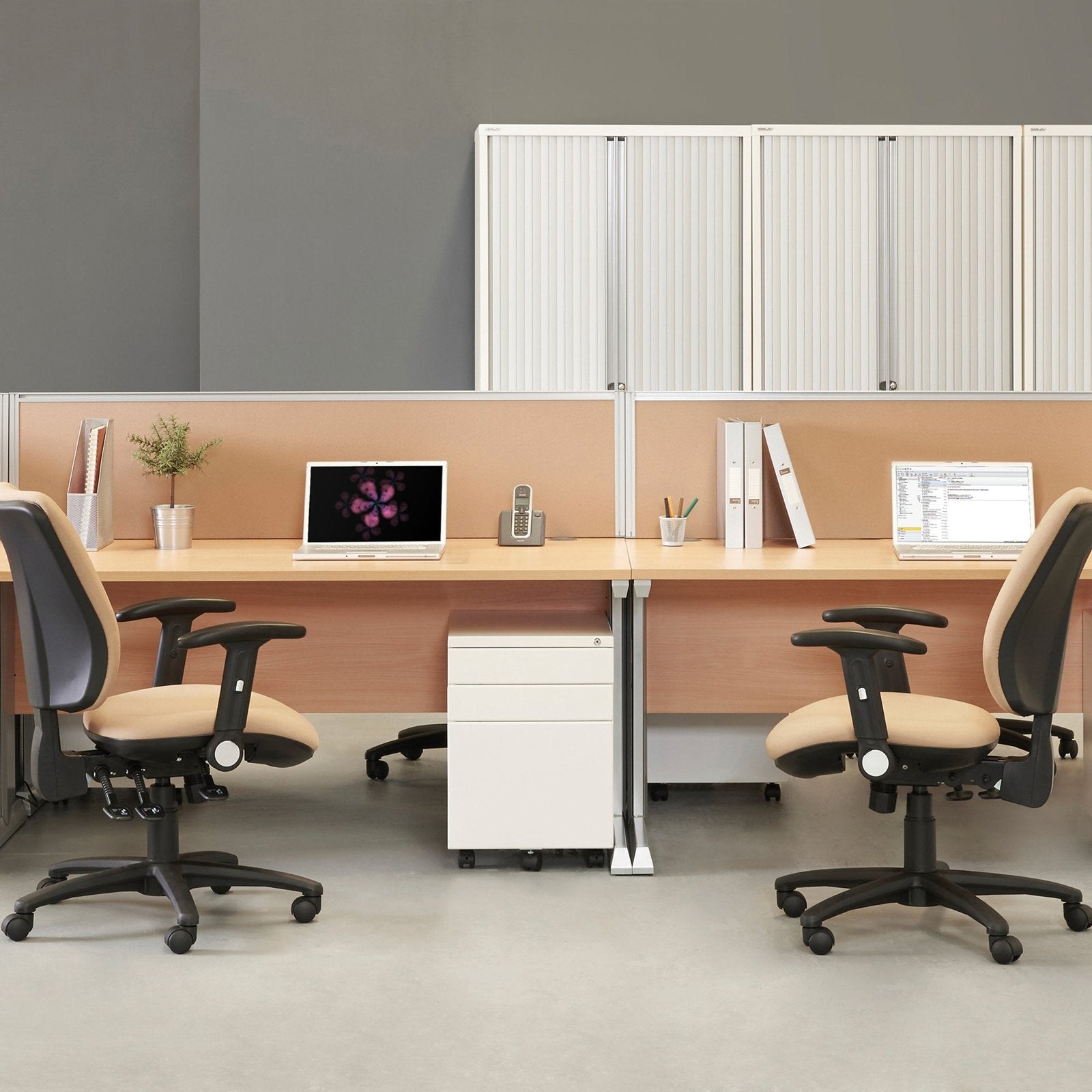 Vivo right hand wave desk - Office Products Online