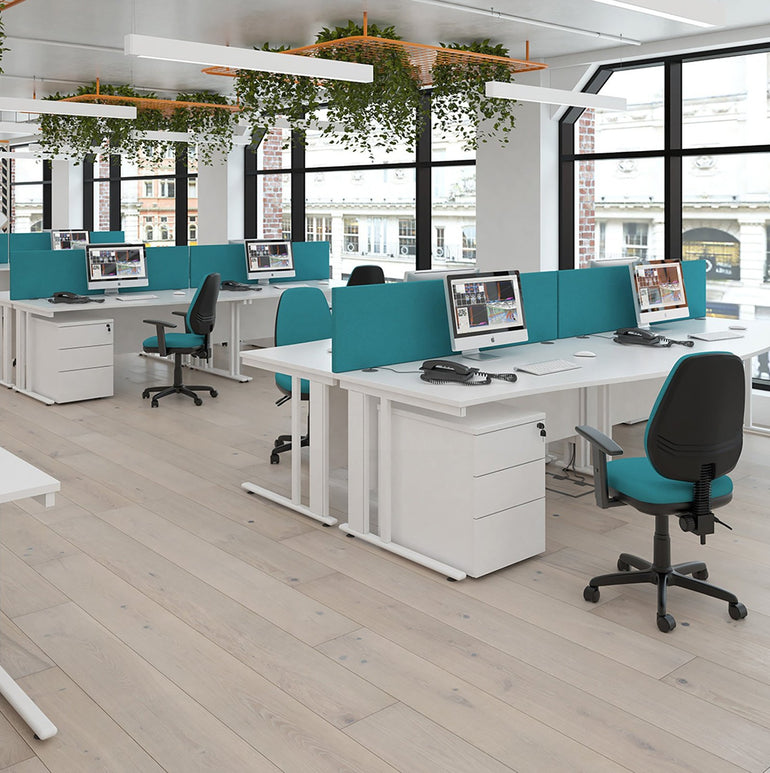 Maestro 25 cable managed leg straight desk 800 deep - Office Products Online