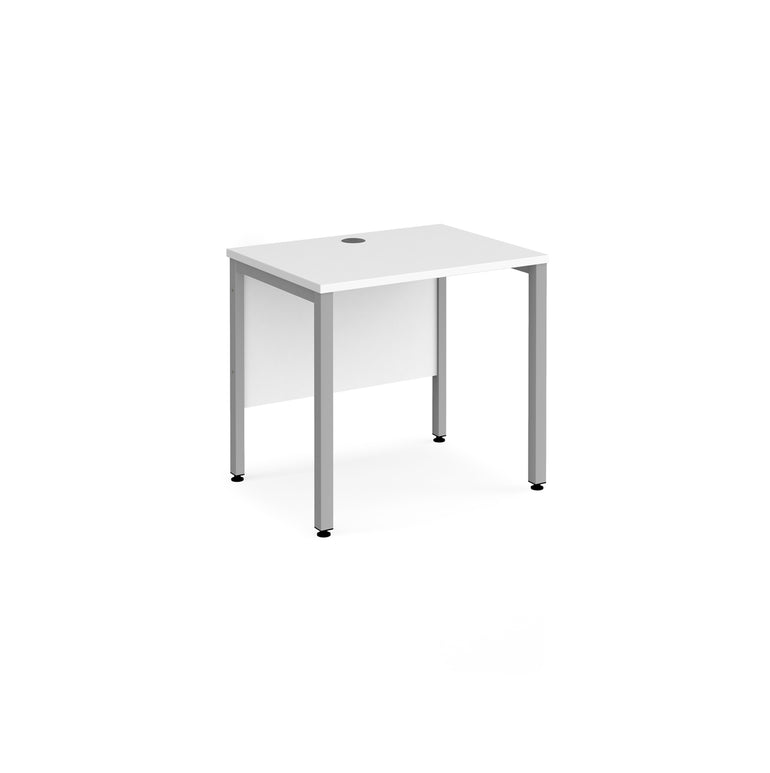 Maestro 25 bench leg straight desk 600 deep - Office Products Online