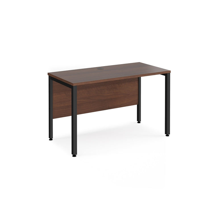 Maestro 25 bench leg straight desk 600 deep - Office Products Online