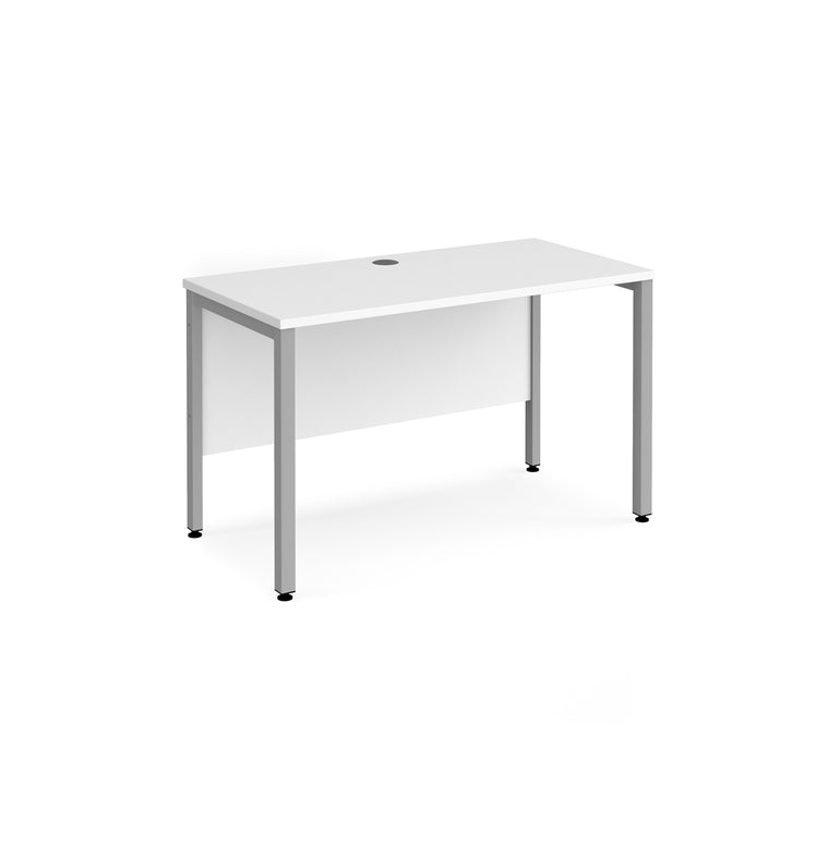 Maestro 25 bench leg straight desk 600 deep - Office Products Online