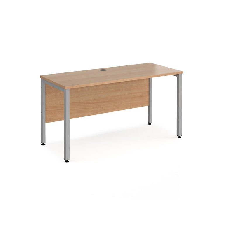 Maestro 25 bench leg straight desk 600 deep - Office Products Online