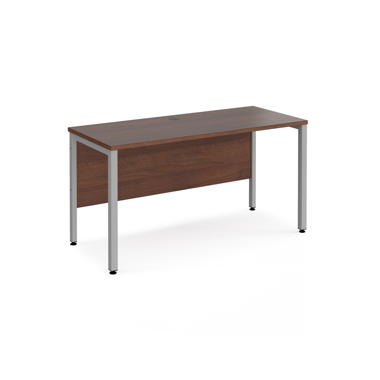 Maestro 25 bench leg straight desk 600 deep - Office Products Online