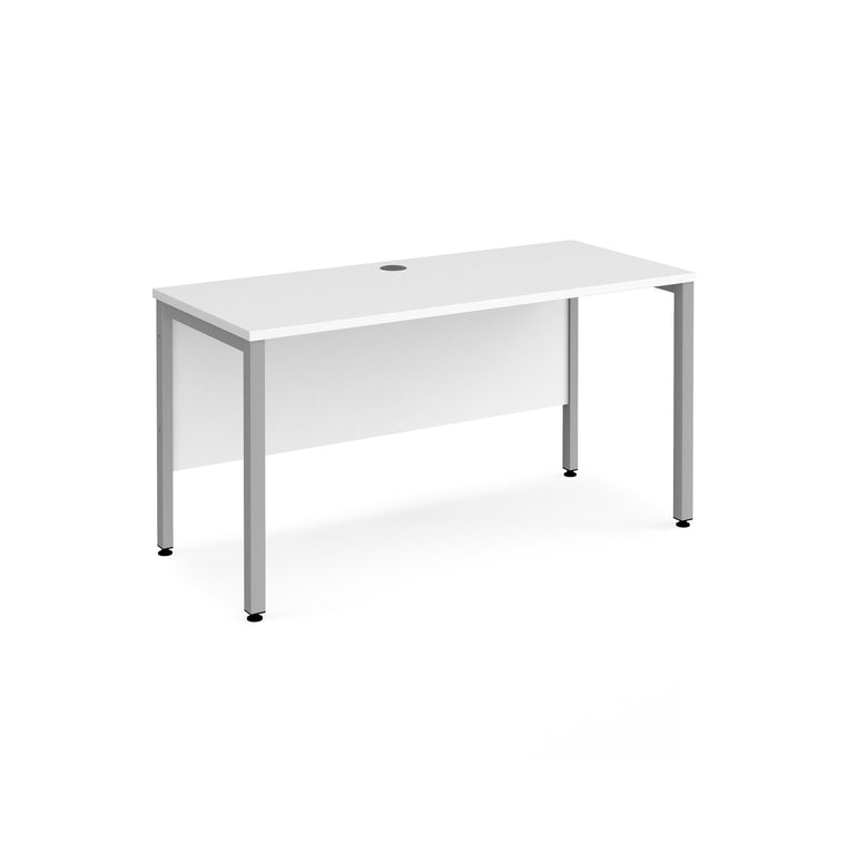 Maestro 25 bench leg straight desk 600 deep - Office Products Online