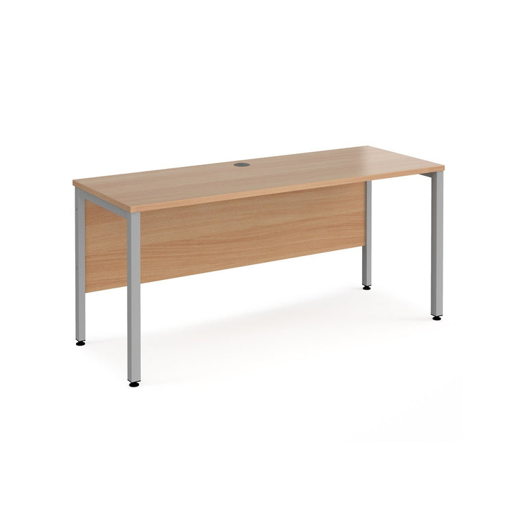 Maestro 25 bench leg straight desk 600 deep - Office Products Online