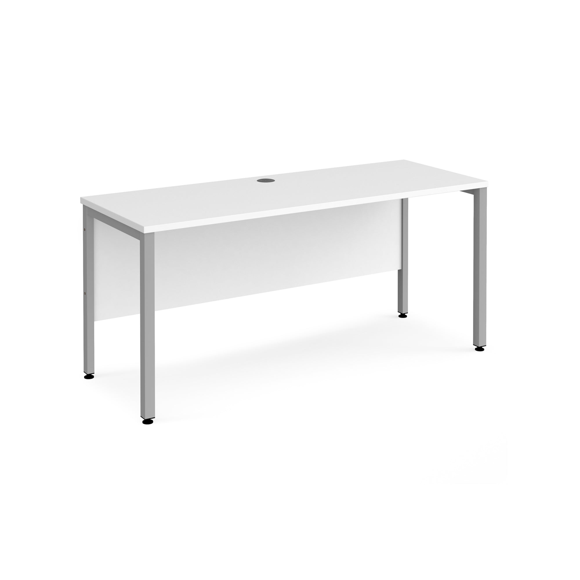 Maestro 25 bench leg straight desk 600 deep - Office Products Online