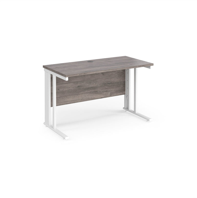 Maestro 25 cable managed leg straight desk 600 deep - Office Products Online