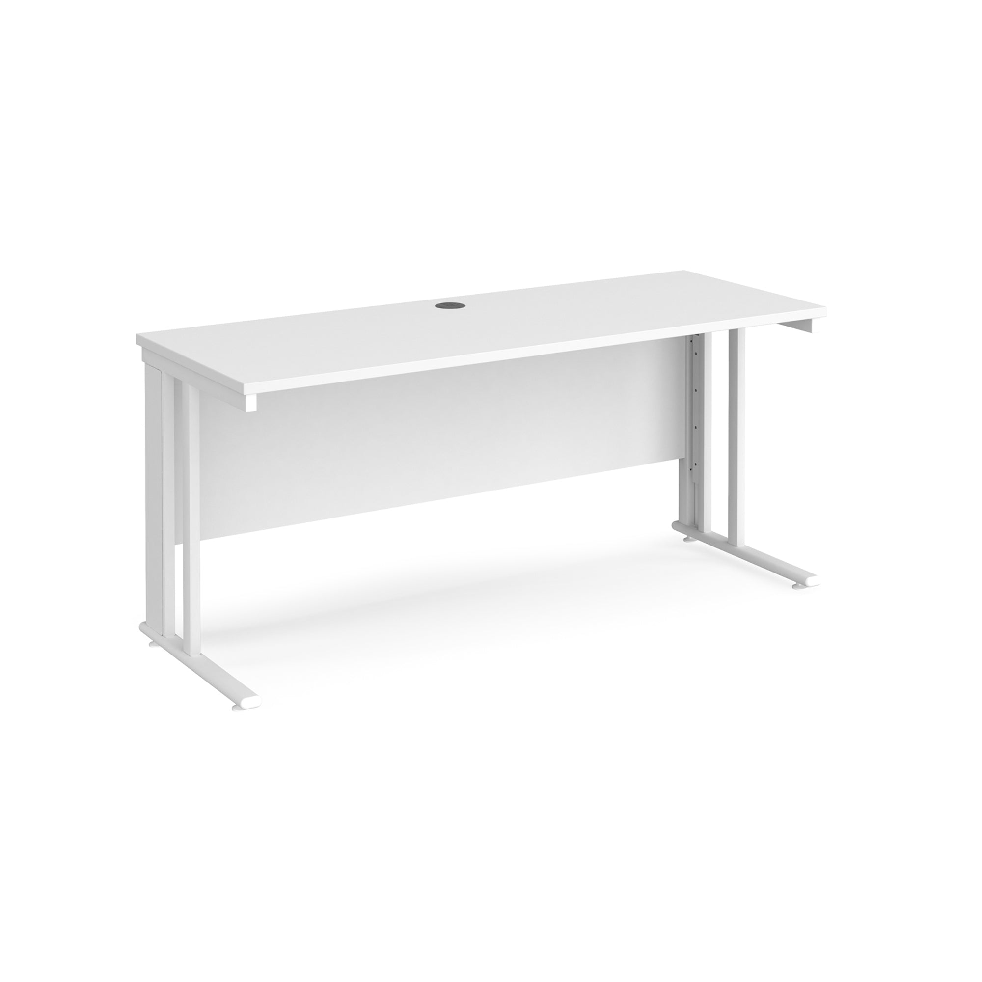 Maestro 25 cable managed leg straight desk 600 deep - Office Products Online